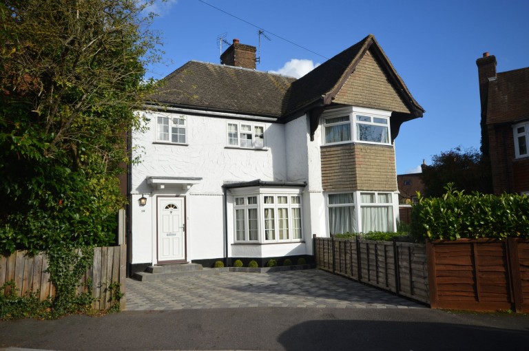 Horseshoe Crescent, Beaconsfield, HP9