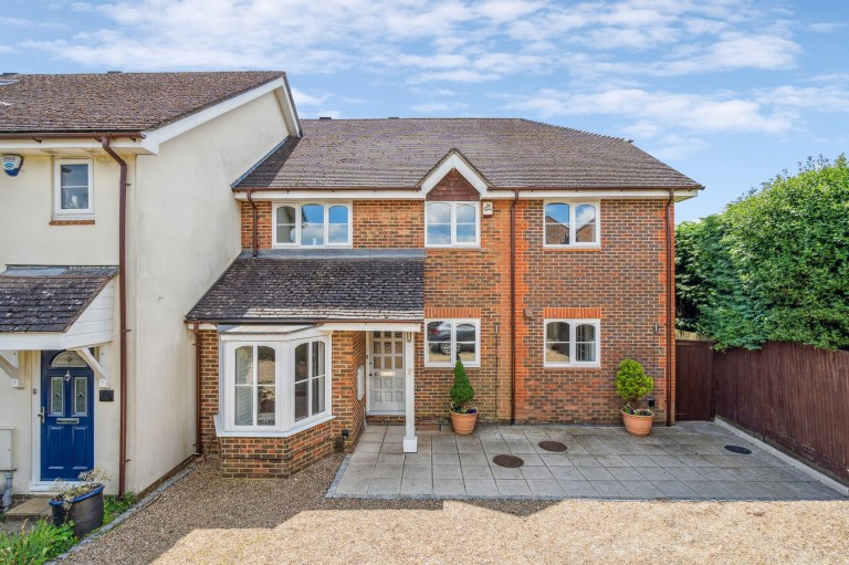 White Hart Close, Chalfont St. Giles, HP8